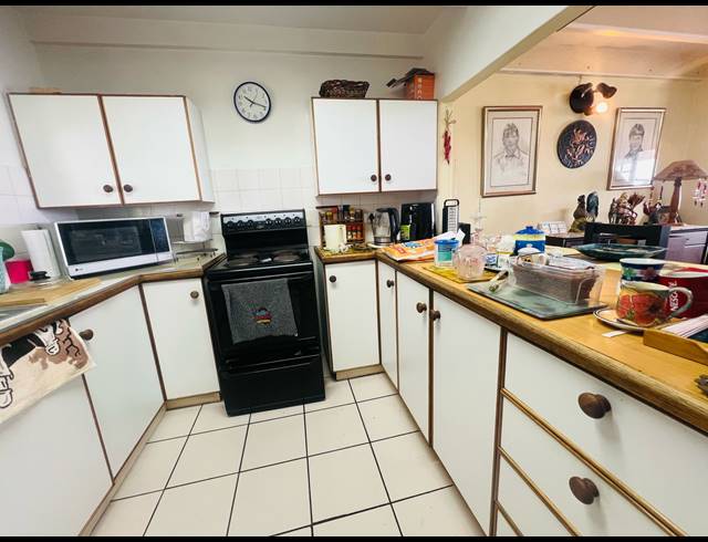 2 BEDROOM TOWNHOUSE FOR SALE IN SHERWOOD